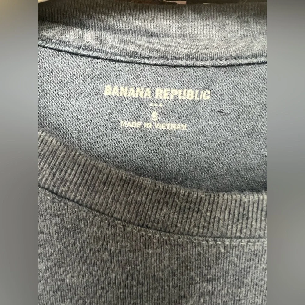 Banana Republic -‎ Blue/Gray Graphic T-Shirt, Size: Small, Bike On
